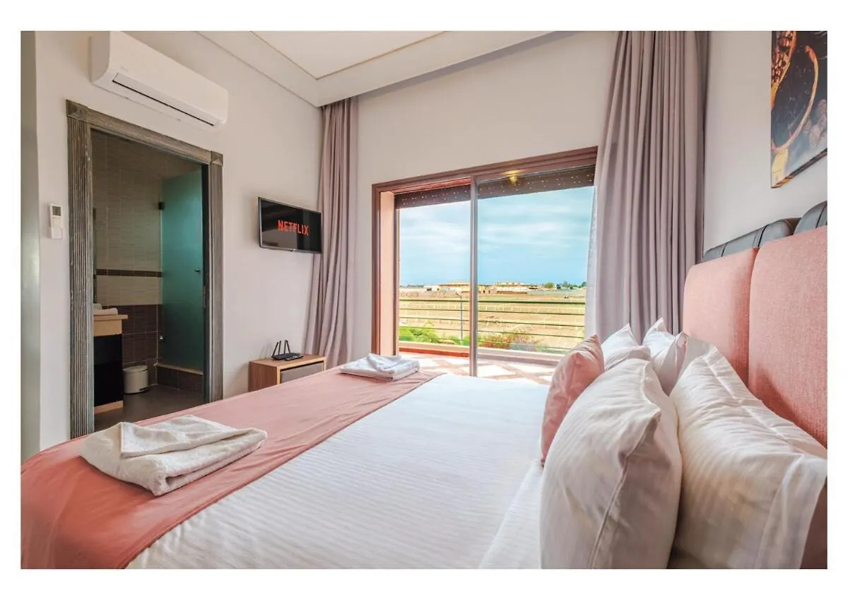 Villa Dahlia Jacuzzi, Stove, Pool Marakeş
